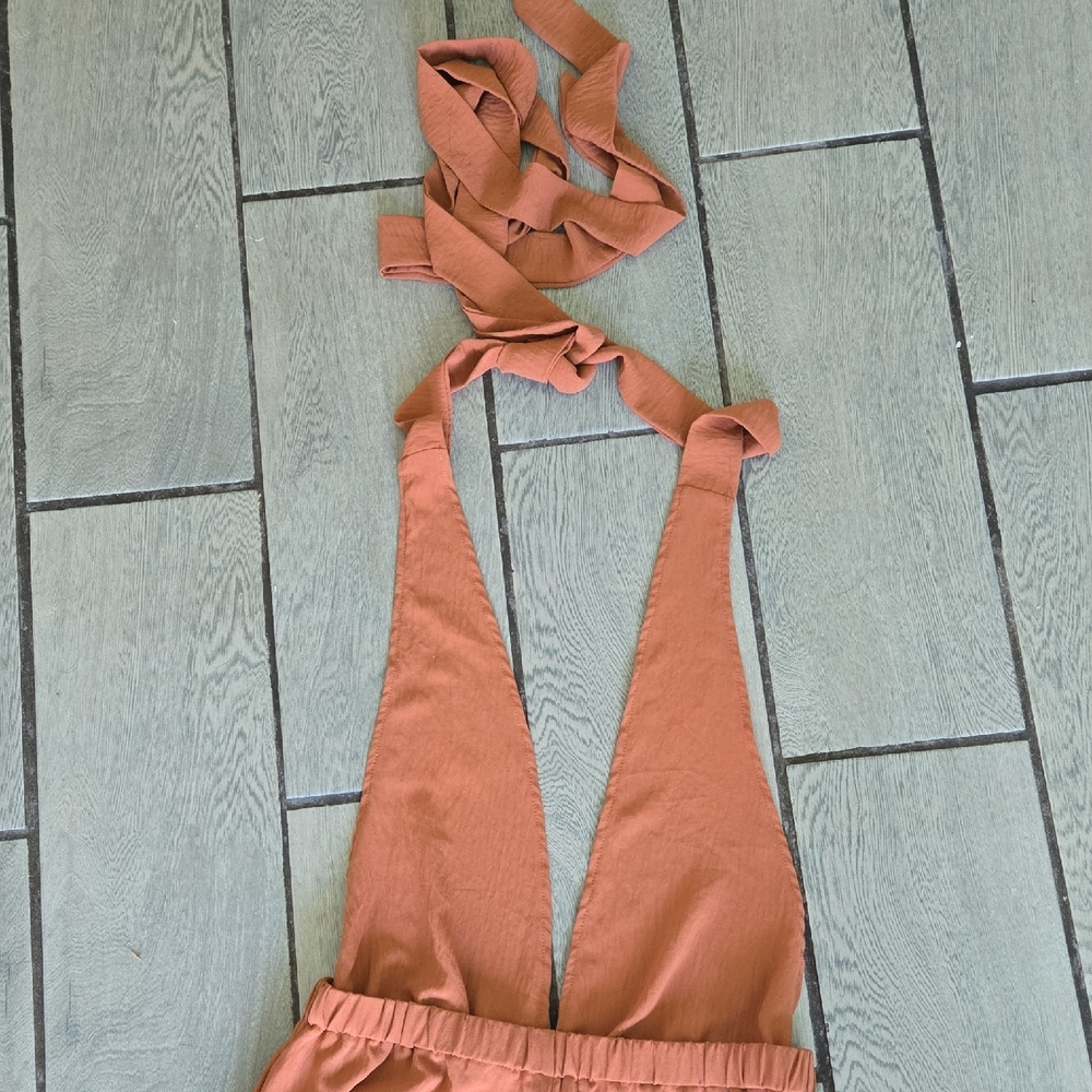 SHEIN Orange Jumpsuit with Relaxed Silhouette - Picture 2 of 7